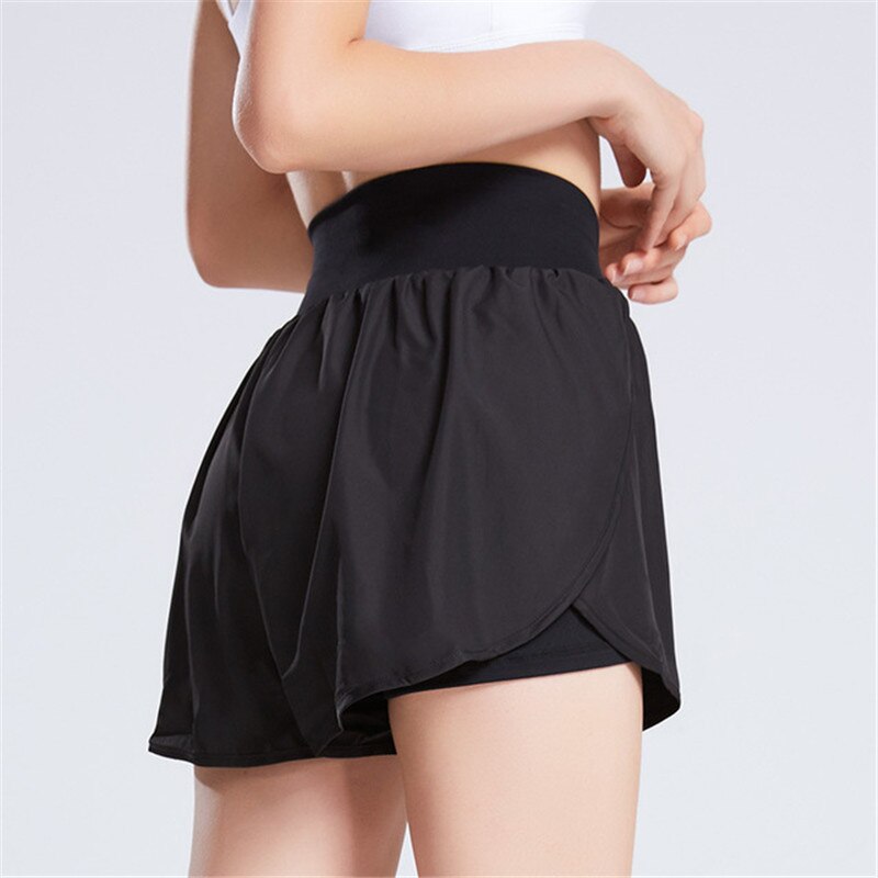 lockere, schnelltrocknende Sommershorts