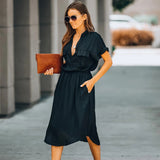 Deep V-neck double pocket dress