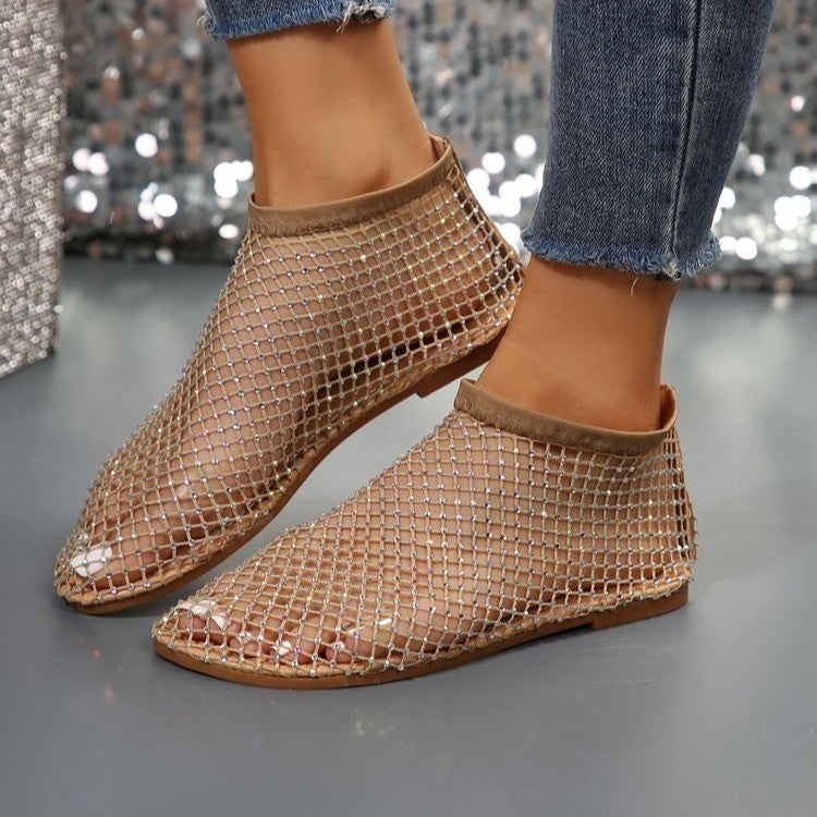 Nuovi sandali piatti cavi con design strass Scarpe estive con punta tonda per le donne