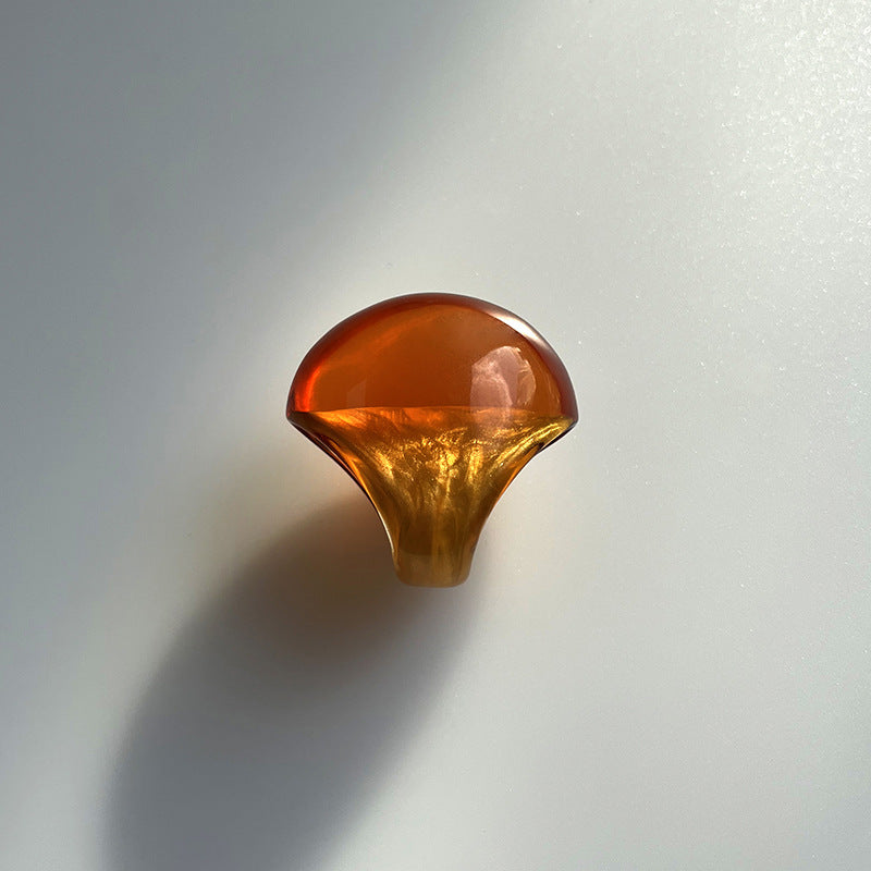 Anello in resina di lusso leggero esagerato con smalto colorato francese, versione grande