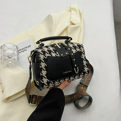 Contrast Color And Versatile Crossbody Bag Small Square Bag