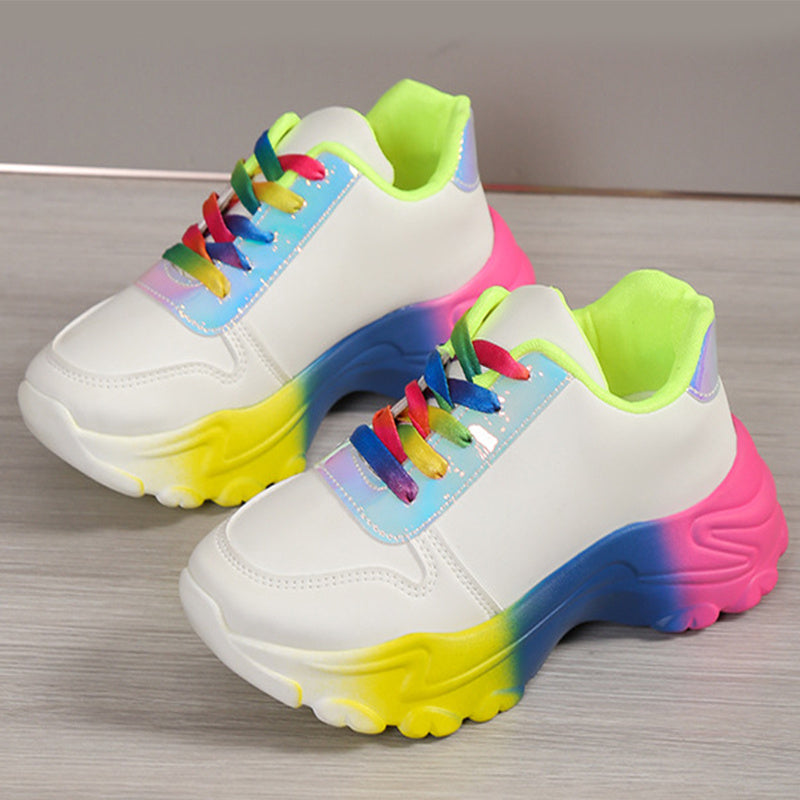 INS Style Regenbogenfarbene Sneakers mit dicker Unterseite und Schnürung