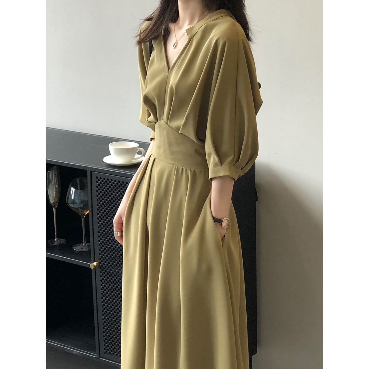 V-neck Dresses Temperament Waist