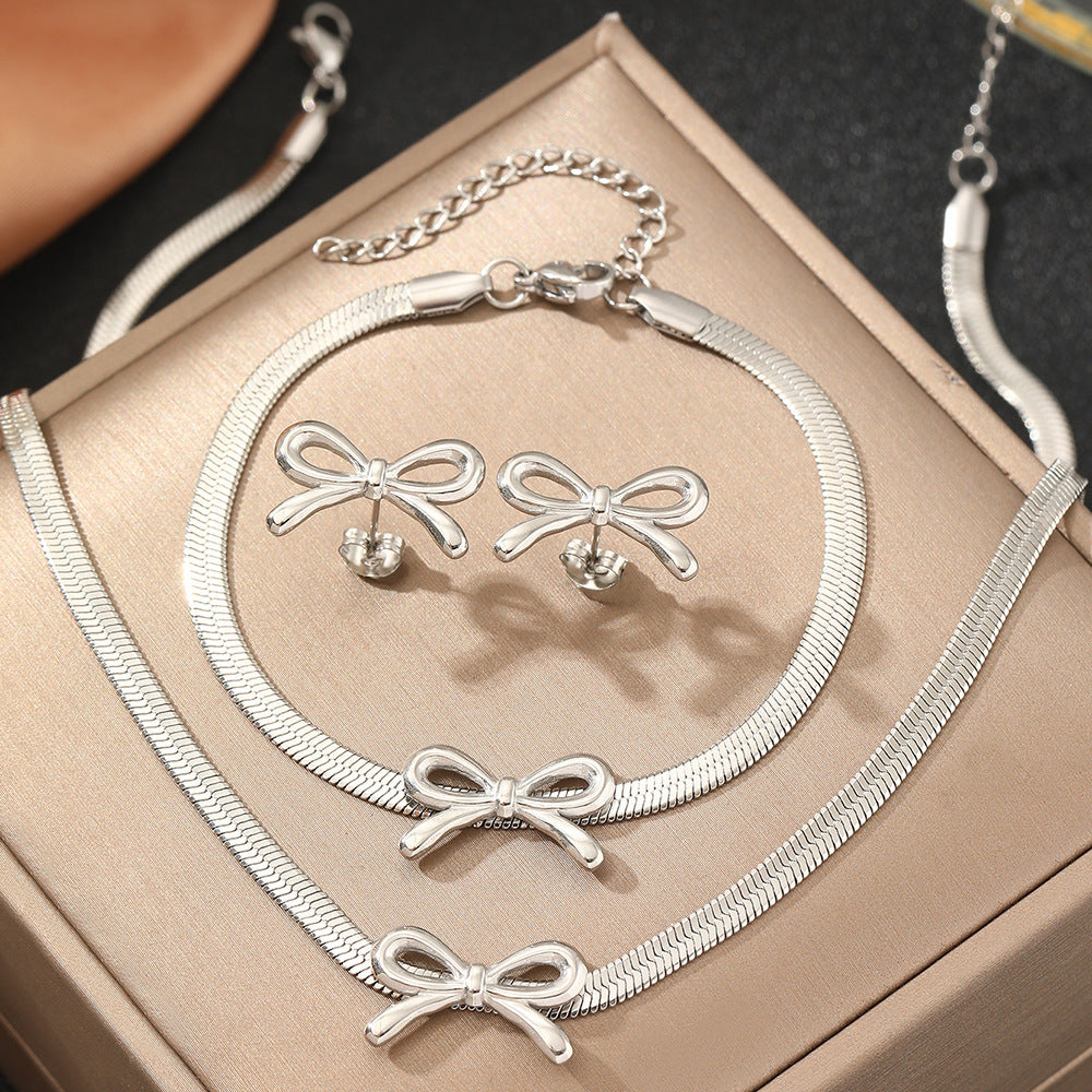 All-match Bow Stainless Steel Clavicle Chain